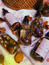 Load image into Gallery viewer, Love Me Oil